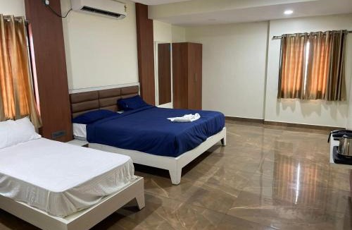 Ponneri Bed & Breakfast | SSR PARADISE ROOMs