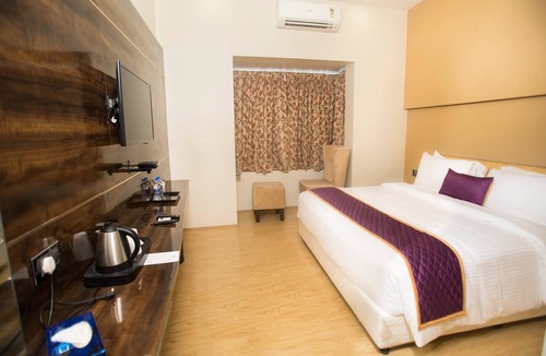 Pallavaram Hotel | St Parklane Airport Hotel Chennai