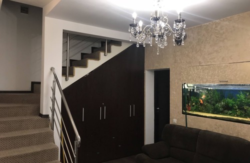 Bucharest House | STANDARD DOUBLE ROOM WITH PRIVATE BATHROOM - ROOM NR 2