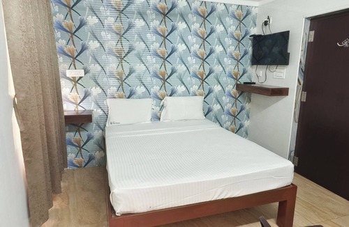 Srirangam Hotel | Star Nivas Srirangam