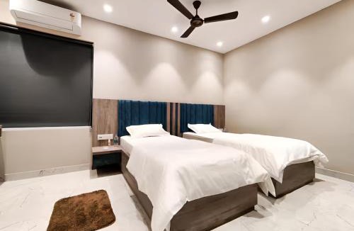 Salt Lake Hotel | Stay by Insata Hospitality - Kolkata