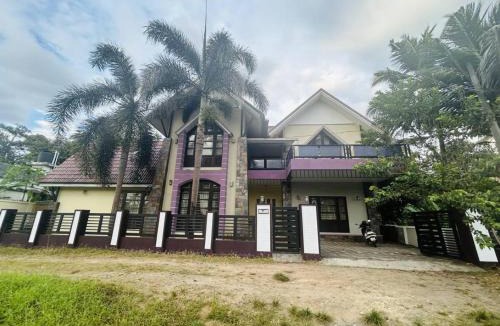 Irinjalakuda House | Stay Easy - Potta, Athirapally Road