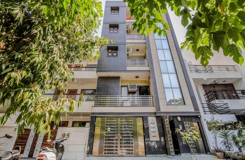 New Delhi Apartment | Stay in Posh Central Delhi near City Center ,family friendly,Private .
