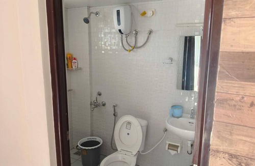 Nedumbassery Apartment | Stay in neighborhood of airport. cozy accommodation of families and couples