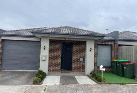 Epping Apartment | stay live love