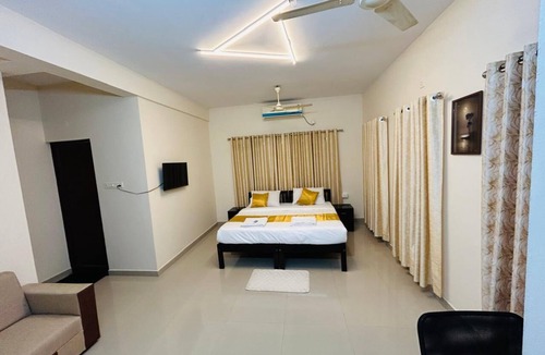 Kakkanad Cabin | Stay Lo Residency