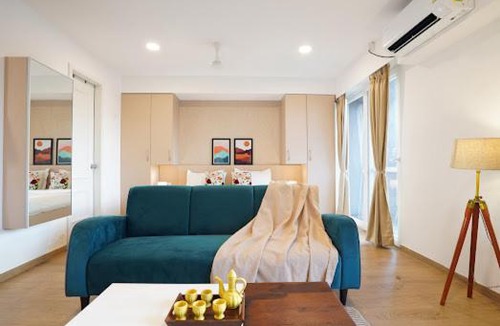 Viman Nagar Apartment | Stay Vista - Neon homeotel - 1 km from Airport