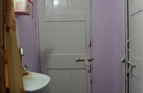 Ahmedabad House | Stay with Music Artist RAME in 1BHK Home - SwanStays