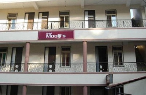 Mount Abu Hotel | StayApart Hotel Mooljis Mount Abu