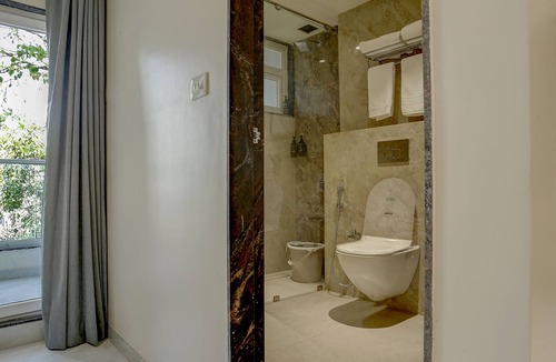 Hadapsar Hotel | StayBird Capital- Business Hotel