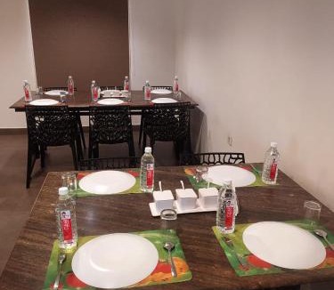 Mylapore Tiruvallikk Apartment | StayEasy Tiruvanmiyur (Unit of Prohotel)