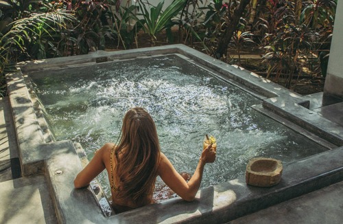 Nerul Villa | Staymaster Ashlesha 2BR Villa Jet Pool