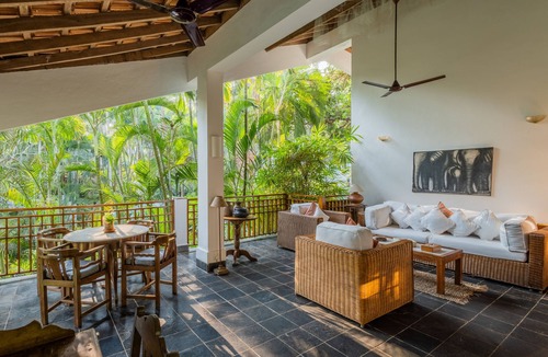 Nerul Villa | Staymaster Bharini 2BR Villa Jet Pool