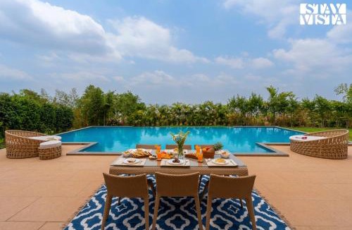 Tikona Peth Villa | StayVista at Bean & Blanc The Lux Collection