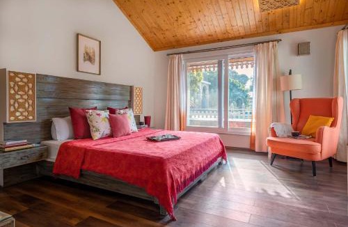 Dehradun Villa | StayVista at Dudly Manor with Swimming Pool