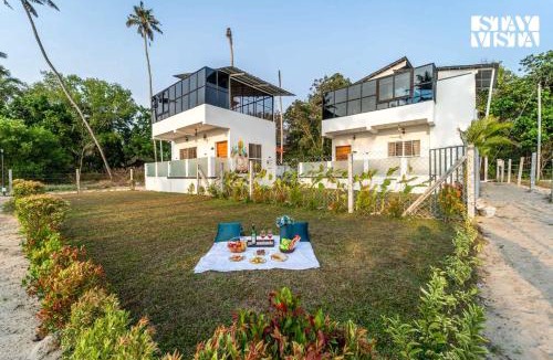 Alappuzha Villa | StayVista at Dynast - By the Beach with Pool, Lawn
