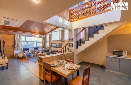 Shimla Villa | StayVista at Elm - Elysium Estate Valley 2BR, Bonfire & Meals