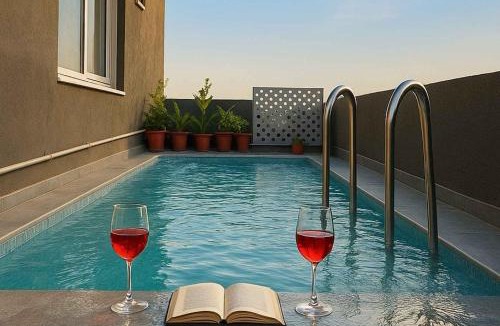Udaipur Villa | StayVista at Grey Sky 3 BHK villa with Pool, Balcony, and Scenic View at Udaipur