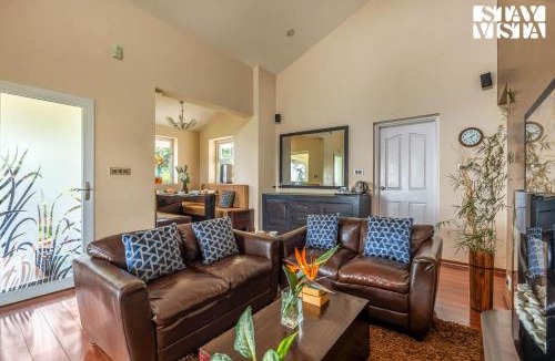 Kotagiri Villa | StayVista at Hillcrest Serenity with Lawn