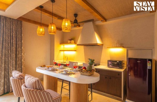 Mansarovar Villa | StayVista at Miorah Chalet with WiFi, Pool, TV
