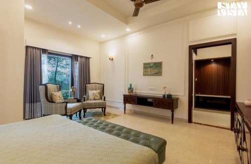 Jaipur Villa | StayVista at Morbaugh Palace- Outdoor pool, WiFi & BBQ