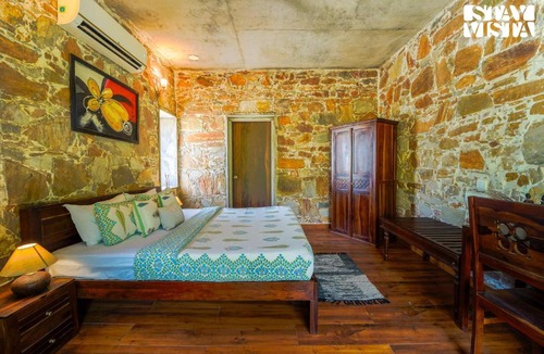 Achrol Villa | StayVista at Mulberry Tree House with Lawn, BBQ