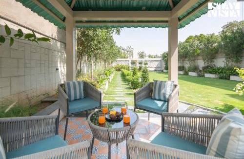 Malviya Nagar Villa | StayVista at Palm Tree Breeze with Pool, Bonfire