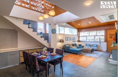 Shimla Villa | StayVista at Pine at Elysium Estate Valley 2BR, Bonfire & Meals