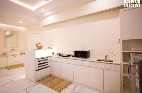 Malviya Nagar Apartment | StayVista at Sabora White- Luxury 4 BHK Near Airport, Malviya Nagar, Jaipur