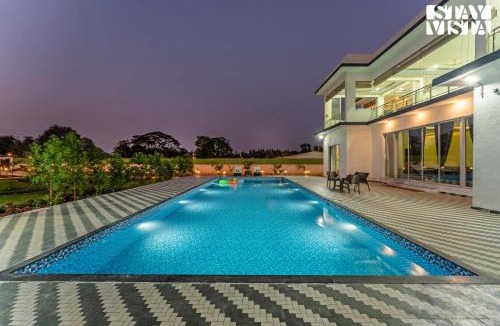 Karjat Villa | StayVista at Sky Hills with BBQ, Pool