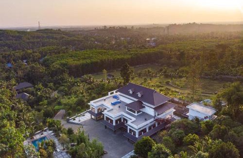 Irinjalakuda Villa | StayVista at Springhills Villa & Ayurvedic Spa