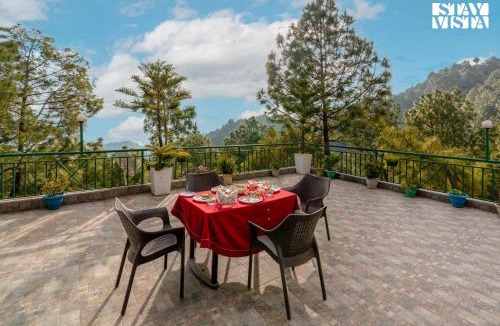 Kuthar Villa | StayVista at Sunset Ridge