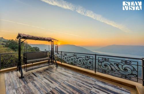 Wai Villa | StayVista at The Ark with BBQ & Bonfire