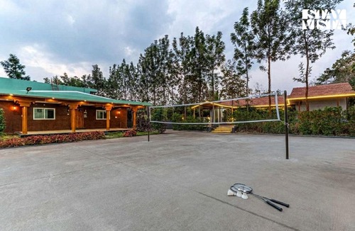 Mysore House | StayVista at The Boho Hideaway with Shared Pool, BBQ and Bonfire