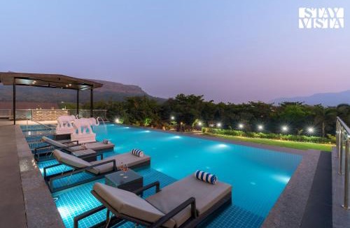 Lonavala Villa | StayVista at The Nest at Canary Farms - Pool, Lawn