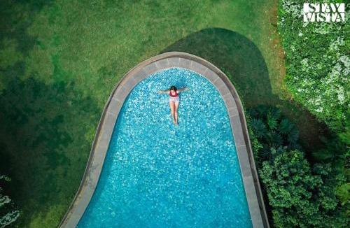 Alibaug Villa | StayVista at The Ray with Mountain Views, BBQ, AC