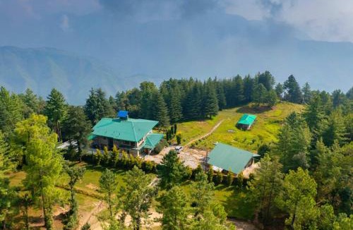 Shimla Villa | StayVista at The Woods with Indoor Fireplace & BBQ