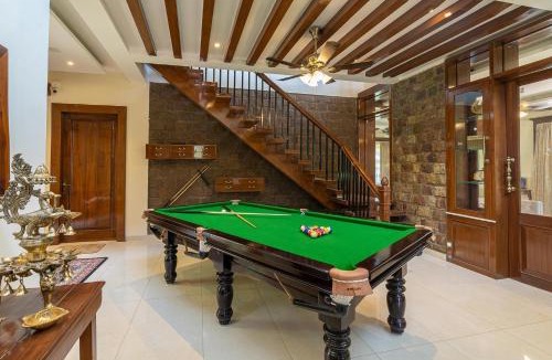 Dera Gopipur Villa | StayVista's Dhauladhar House - Masrur - 4BHK with Gazebo & BBQ