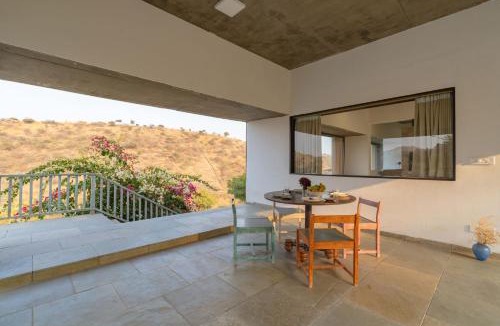 Bedla Villa | StayVista's Sage Scenery - Mountain-View Villa with Infinity Pool & Terrace
