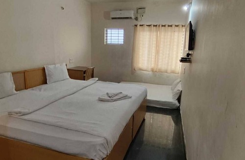Vijayanagar Hotel | Stayz Royale Mysuru - Near Mysuru Palace