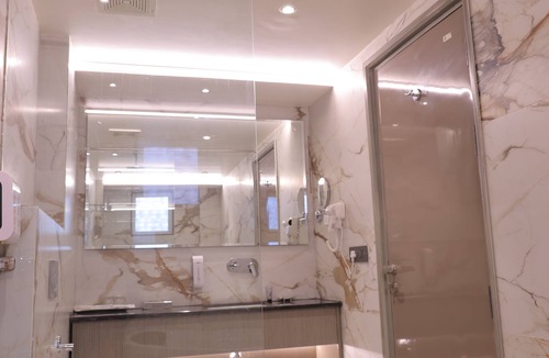 DLF Phase 3 Hotel | Stepstones Hotels and Inn