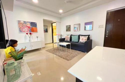 Pali Hill Apartment | Sterling 102, off Carter Road, Bandra West by Connekt Homes