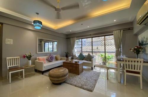 Pali Hill Apartment | Sterling 401, off Carter Road, Bandra West by Connekt Homes