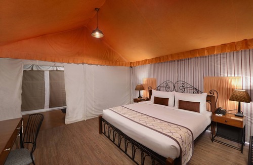 Mocha Hotel | Sterling Kanha
