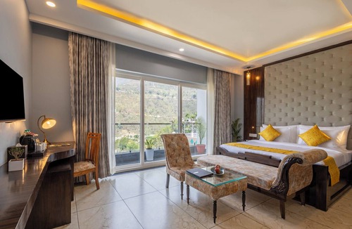Rudraprayag Hotel | Sterling Kastoori Rudraprayag