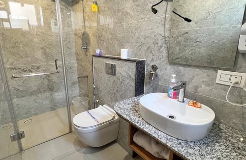 Narayanapura Hotel | sterling wood hotel