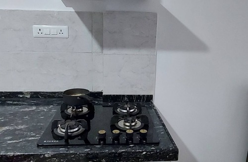 Wagholi Apartment | Studio Apartment in Kharadi. cozy apartment in enjoyable Pune with WiFi, AC