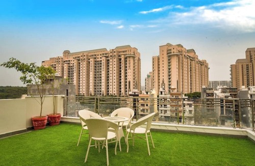 Gurugram Apartment | Studio apartment with patio &gym near global foyer