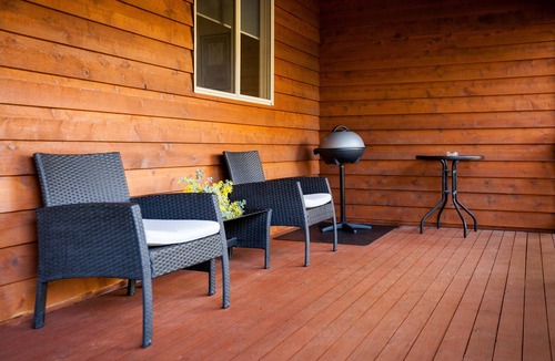 Margaret River Ski Chalet | Studio Chalet designed for guest with mobility issues. Fully self contained