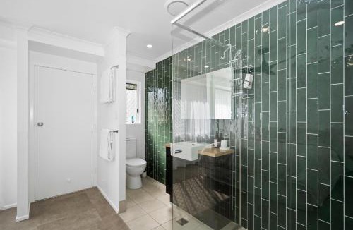 Svensson Heights Apartment | Studio Four